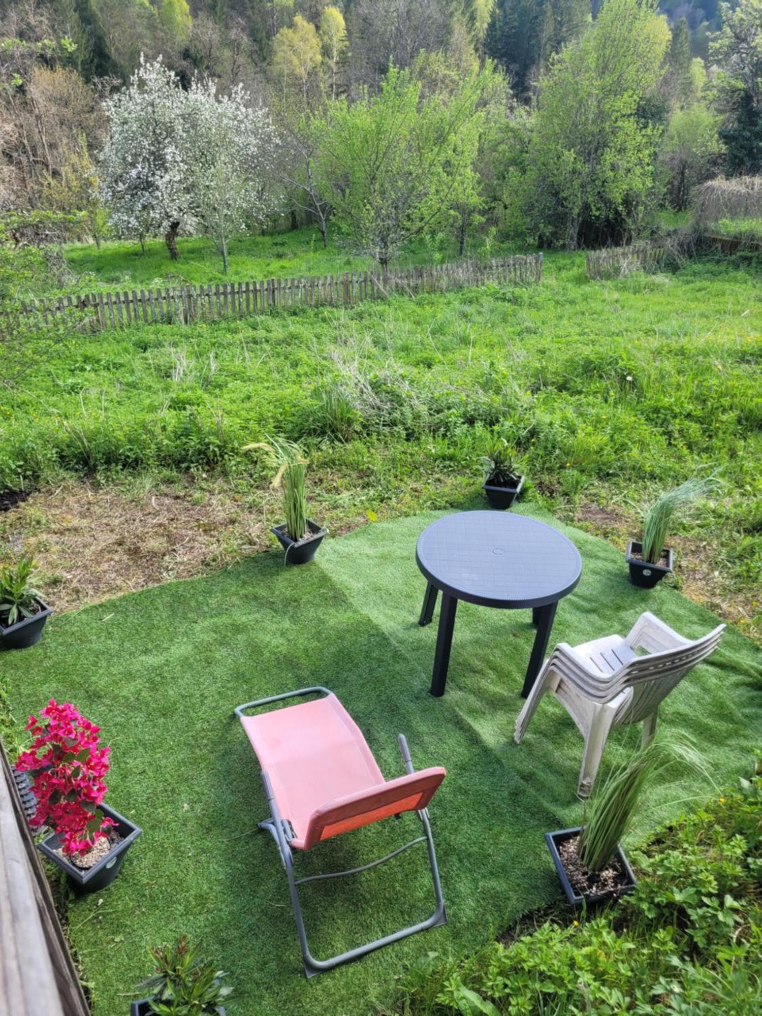 Appartement Au Repos Pres Du Vertamboz